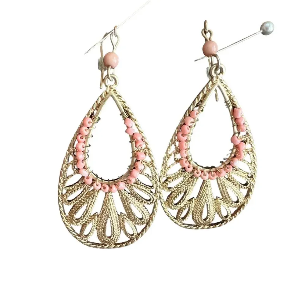 Premier Designs gold filagree large oval drop earring peach beads
